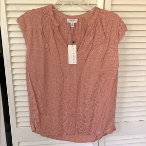 🆕 Blush Leopard Blouse